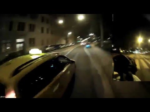 ECW-645 Taxi durva centizés - Very close pass