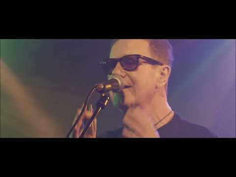 Oysterband - Corner of the Room