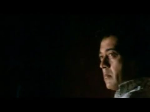 Poster todh diya hai