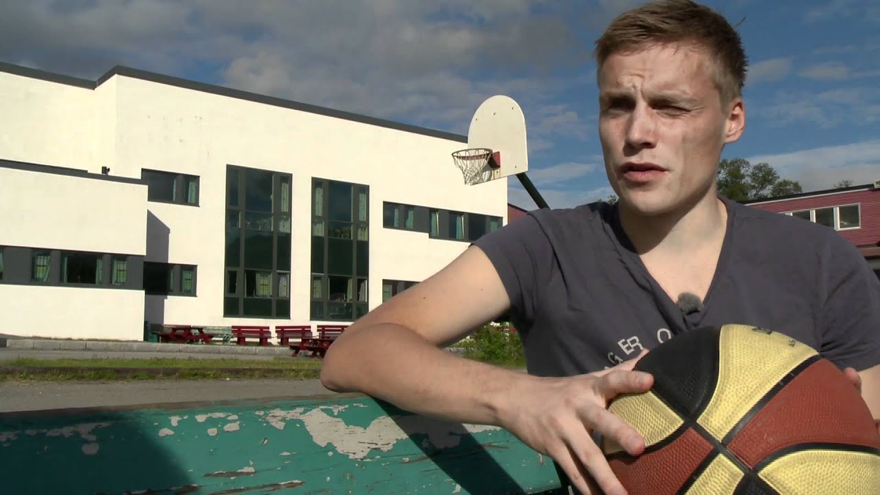Ruben Yttergård Jenssen ga opp basket til fordel for fotball!