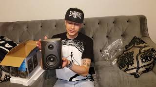 Video thumbnail for Sterling Audio MX3 Active Studio Monitor Unboxing by ThaArsonist