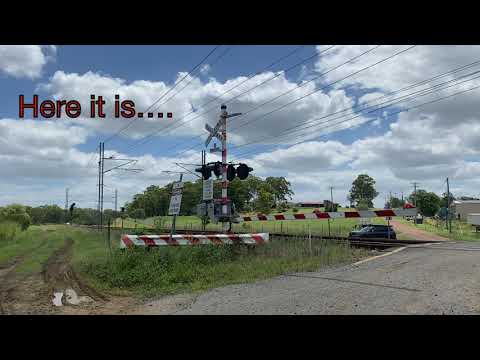 Railway Crossing No: 4251 | Passenger & Cargo Train | Wallon | QLD | 10.01.2022 | JRC1865: