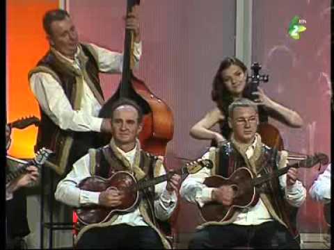 ZAHRAJTE HUDACI – Dzivocka špivacka grupa DK Ruski Kerestur