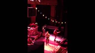 Red Wanting Blue New song "Dumb Love"