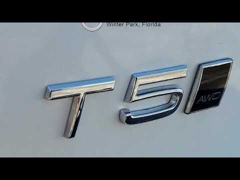 2021 Volvo XC40 T5 Momentum in Winter Park, FL 32789