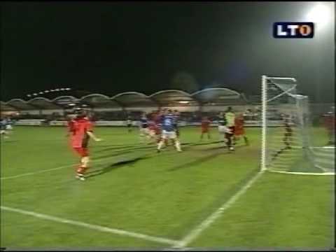FC Blau-Weiss Linz vs SPG SK St. Magdalena/FC Pasching Amateure 2:1, 8. 10. 2004