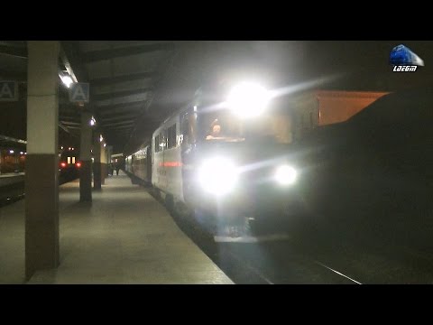 LDH 82-0562-7 & 060-DA 60-1145-1 pe Seara/on Evening in Gara Oradea Station - 12 March 2017