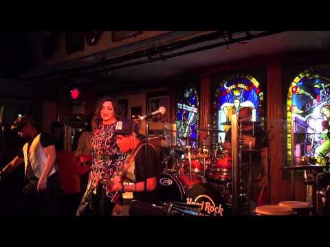 Barry Likumahuwa was jamming with Jive Talkin' Singapore [Superstition Cover]