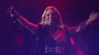 2 Brothers on the 4th floor. Never Alone. 90s Forever. Peru 16 02 2019