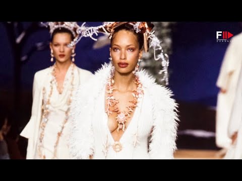 Vintage in Pills CHLOE' Fall 1994 - Fashion Channel