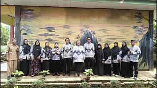 Download lagu YEL YEL SMPN 49 BENGKULU UTARA DALAM RANGKA HARI GURU DAN HUT PGRI 2024 mp3