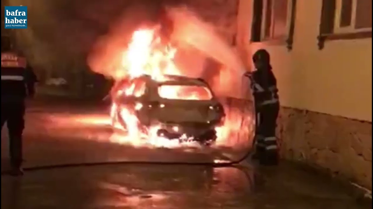 Maskeli Şahsın Kundakladığı Otomobil Cayır Cayır Yandı!