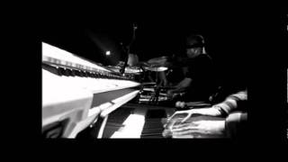 Pink - Bridge of Light (iTunes quality)