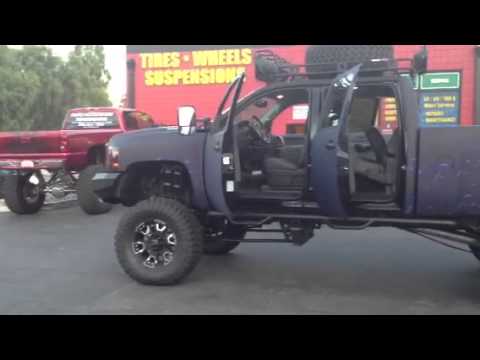 2011 Chevy 2500 HD 12 inch lift kit