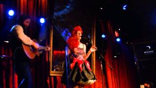 CZB LIVE. Gabby Young and Other Animals. Smile