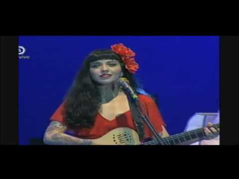 Mon Laferte - Amor Eterno (Tributo a Juan Gabriel) (En Vivo)