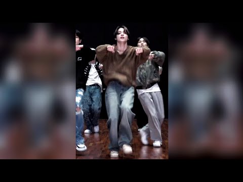 Enhypen NI-KI Focus 'Mixed Up' Dance practice [4K]
