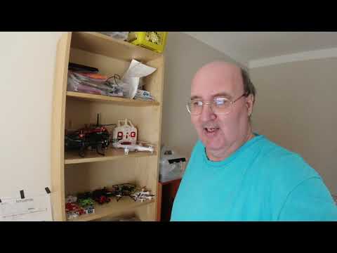 MongoTV_5919 - Mongo Drones Testcenter - Del 49 - Kigger På Mine Gamle Droner og Droneudstyr
