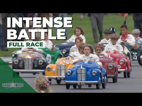 Kids in intense racing battle for Goodwood's cutest race | Full Settrington Cup Part 1
