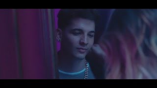 Legarda saca su lado seductor en el clip de la canción " Necesito tu amor"
