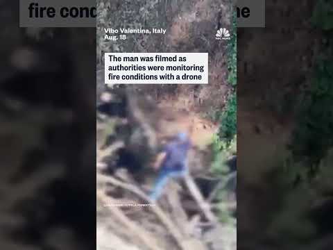 Man arrested after allegedly starting a forest fire in Italy
