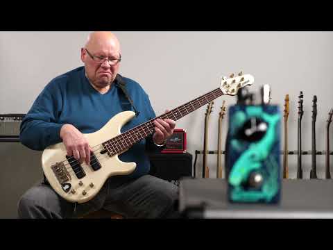KMA Queequeg II Octaver on BASS