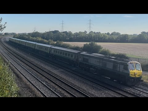 Trains at Stacumny Bridge, Kildare 17/9/2024