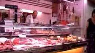 preview picture of video 'Narbonne Food Market'