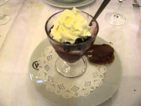 Dessert gruillotine à la Brasserie Wepler Paris