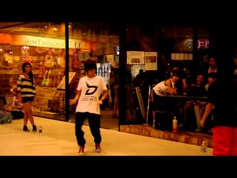 120831 KPOP Dance Off Vol 26: Dance Battle 2 (Lee Hyori - I'm Back)