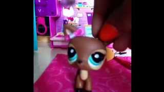 Why all these ladies take a selfie!?! #duckface #LPS #what?