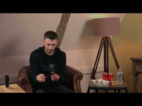 A Smoke With Lewis - Arturo Fuente