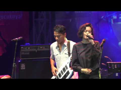 Indra Lesmana Keytar Trio ft Eva Celia - Freeman In Paris @ The 38th Jazz Goes To Campus 2015 [HD]