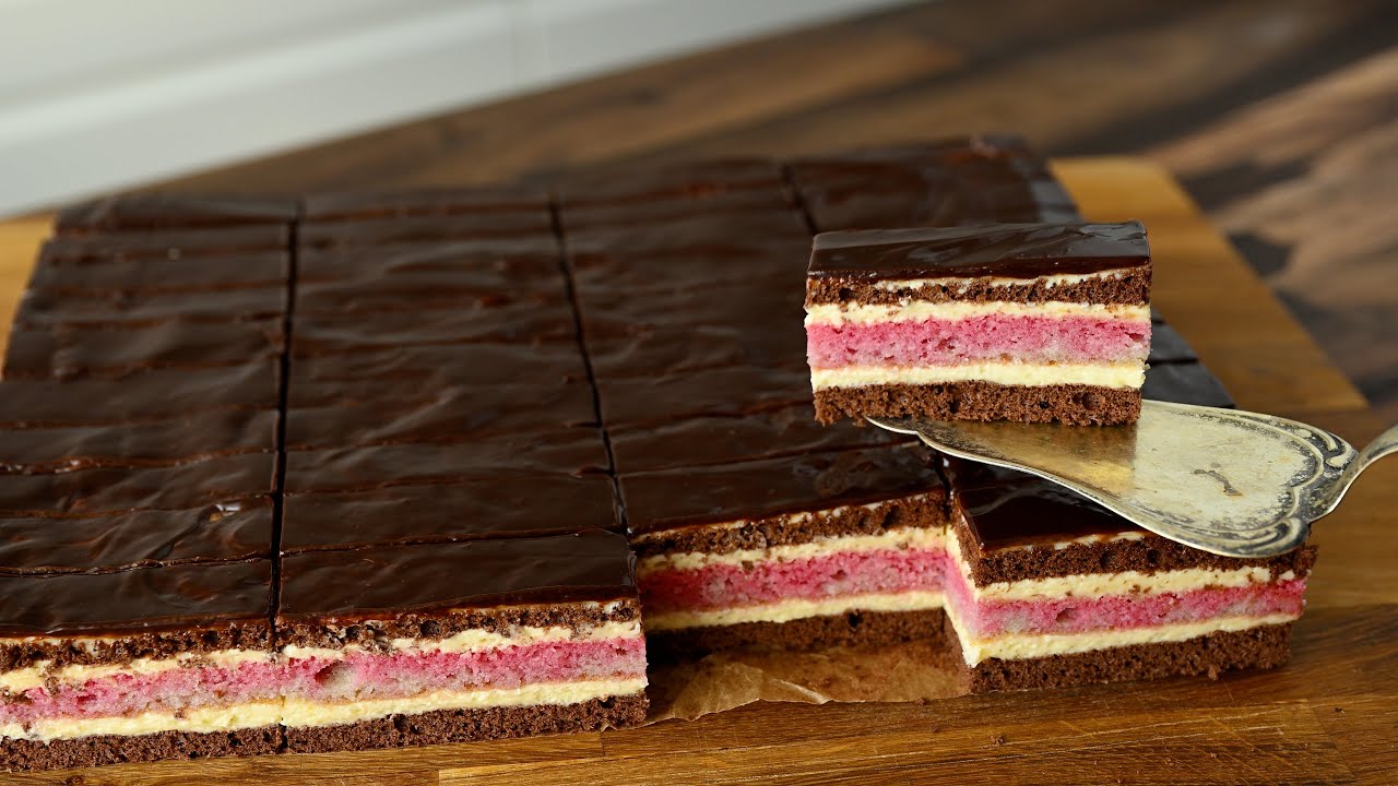 Kuchen-Schnitten mit Kakao- und hellem Teig by Einfache Rezepte — recipe photo