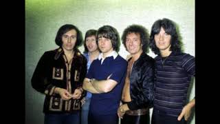 THE HOLLIES- &quot;HELLO LADY GOODBYE&quot; (2008 Remastered Version)     (LYRICS)