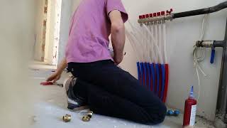 Merkezi sistemde kalorimetre ve kollektör montajı.