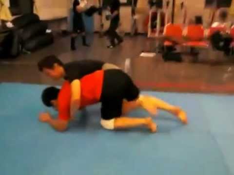 2012年10月16日（火）尼崎総合格闘技　タックルをがぶり～回転膝十字