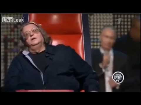 Putin sings in Russian show "Golos"