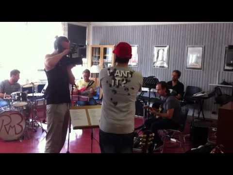 Rabih sjunger grymt - Sveriges Bästa Turné - Producenten Bloggar