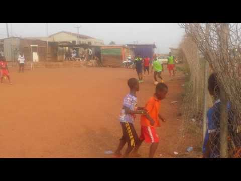 Tuff Gong Hamburger berg