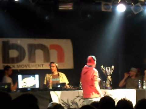 Tecniche Perfette 2013, X Edizione. Ottavi di Finale:  Strikkinino VS Nerone,  Torino.