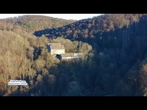 Drohnenflug Jugendherberge Burg Hessenstein und Ederbringhausen