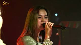 Download lagu ANIE ANJANIE X EVI SILVIA - CINTA JADI BENCI mp3 Download lagu ANIE ANJANIE X EVI SILVIA - CINTA JADI BENCI mp3