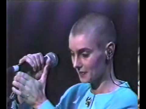 Sinead O'Connor - Bob Dylan 30th Anniversary tribute concert. (1992)