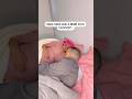 O Que A Bebê Faz Dentro Da Barriga Gravida Mãe Shorts Gravidez Maternidade