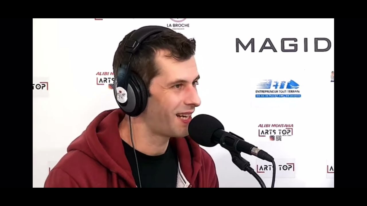 Interview Arts Top