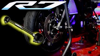 Yamaha R7 Axel Sliders install