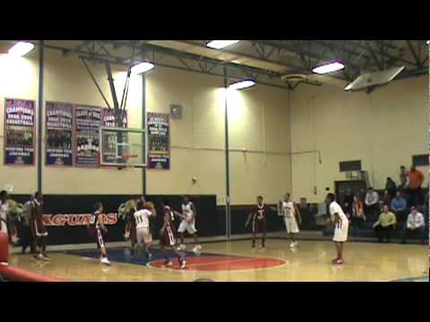 Corey Rogers assist to Sid Vicious against Holy Cross