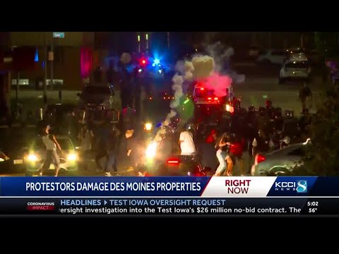 Peaceful protest turns to violence and vandalism in Des Moines