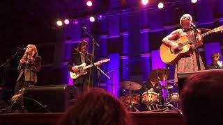 Shawn Colvin 2017-11-01 World Cafe Live Philadelphia, PA &quot;You and the Mona Lisa&quot;